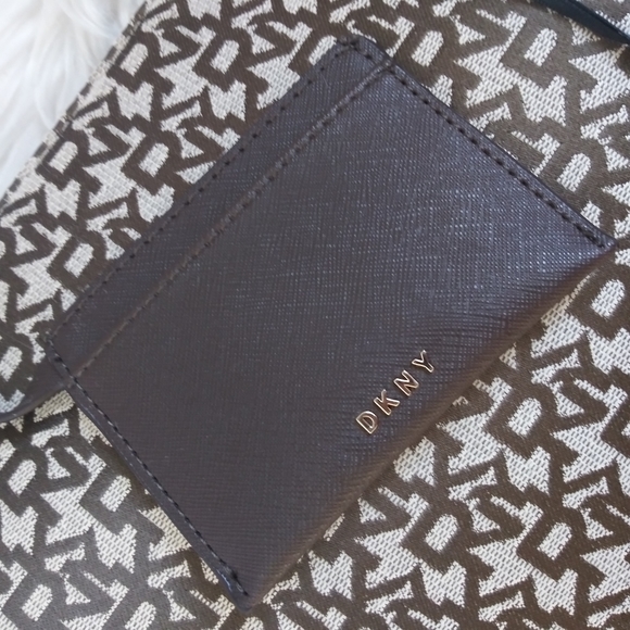 NWT DKNY CLARYCE LOGO TOTE SHOULDER BAG & CARDHOLD - Picture 2 of 5